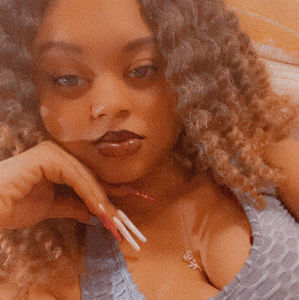 Meet your Posher, Katevia